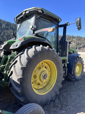 2024 John Deere 8R340