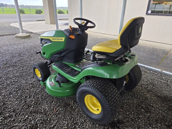 2024 John Deere S220