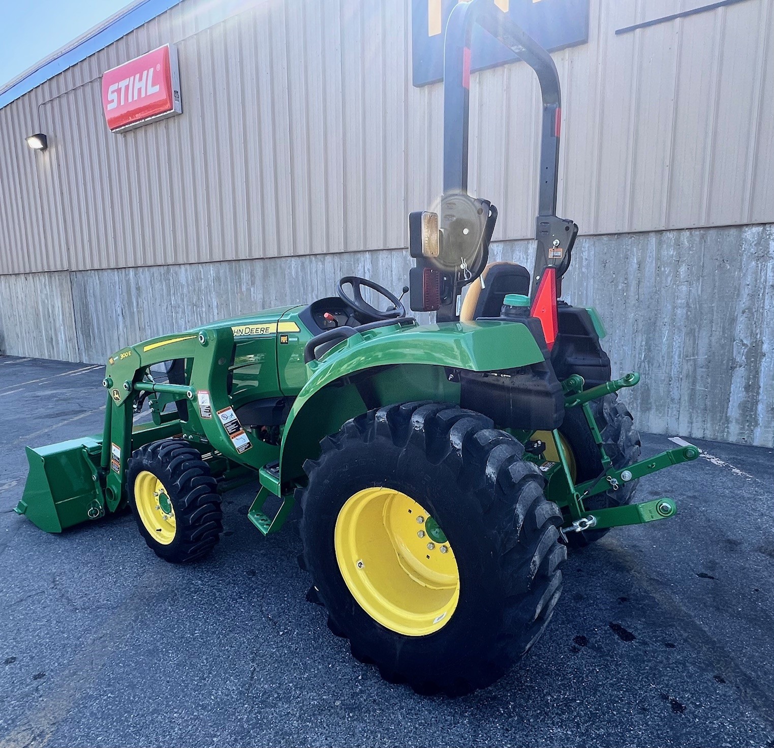 2022 John Deere 3043D