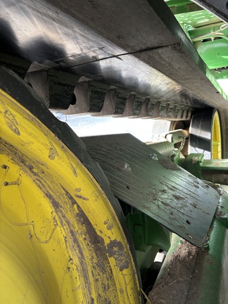 2025 John Deere 9RT590