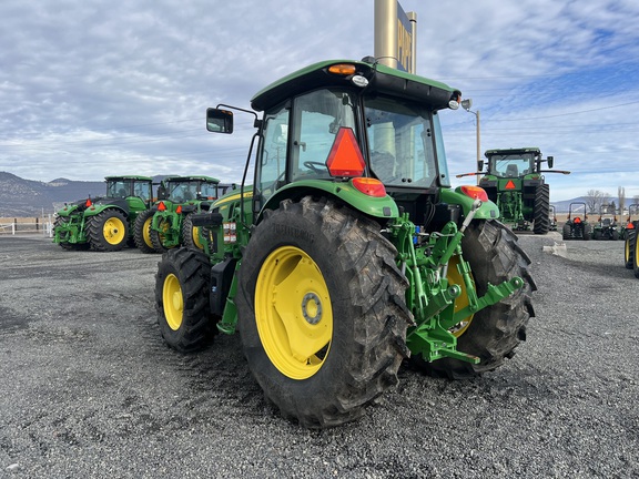 2023 John Deere 6135E