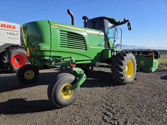 2016 John Deere W235