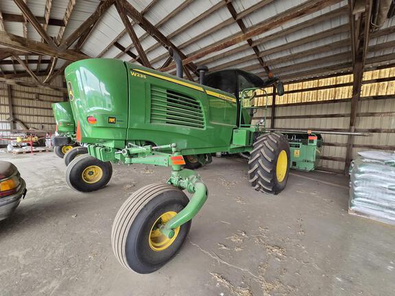 2016 John Deere W235