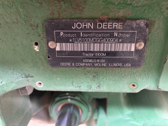 2016 John Deere 5100M