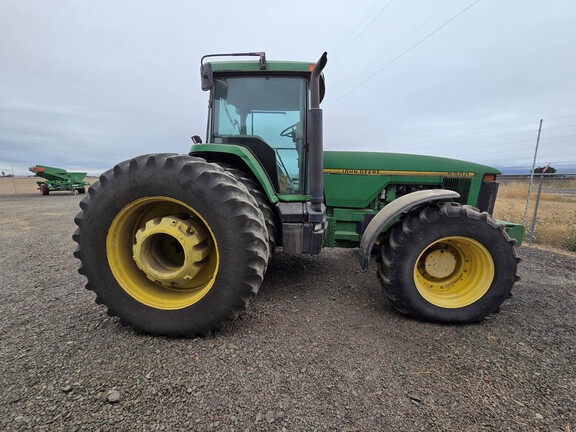 1995 John Deere 8300