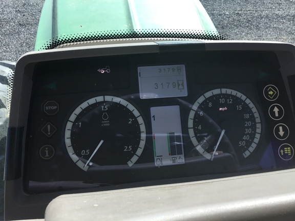 2016 John Deere 6130M