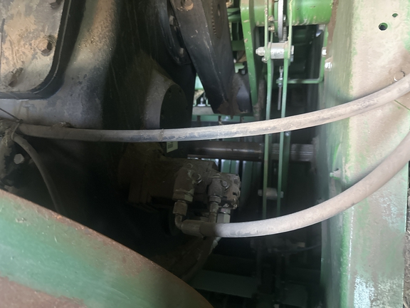2015 John Deere L340