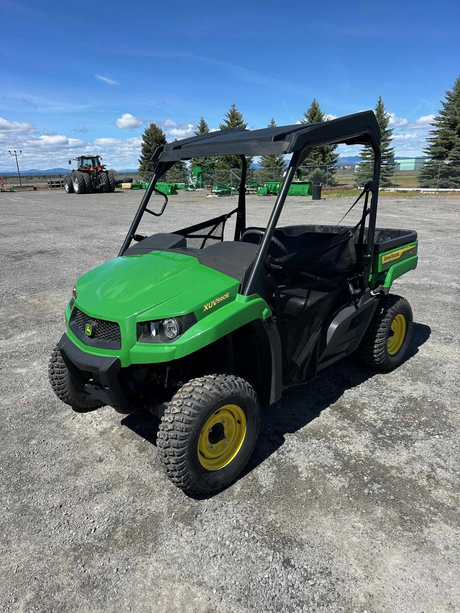 2023 John Deere 590E