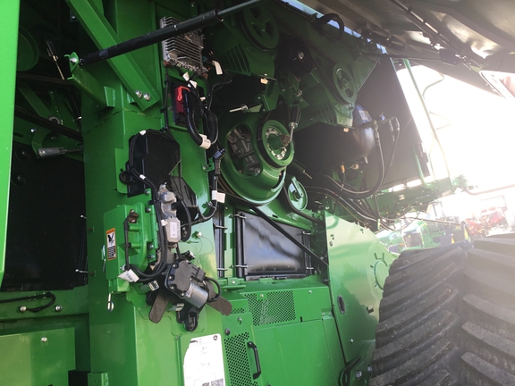 2025 John Deere X91100