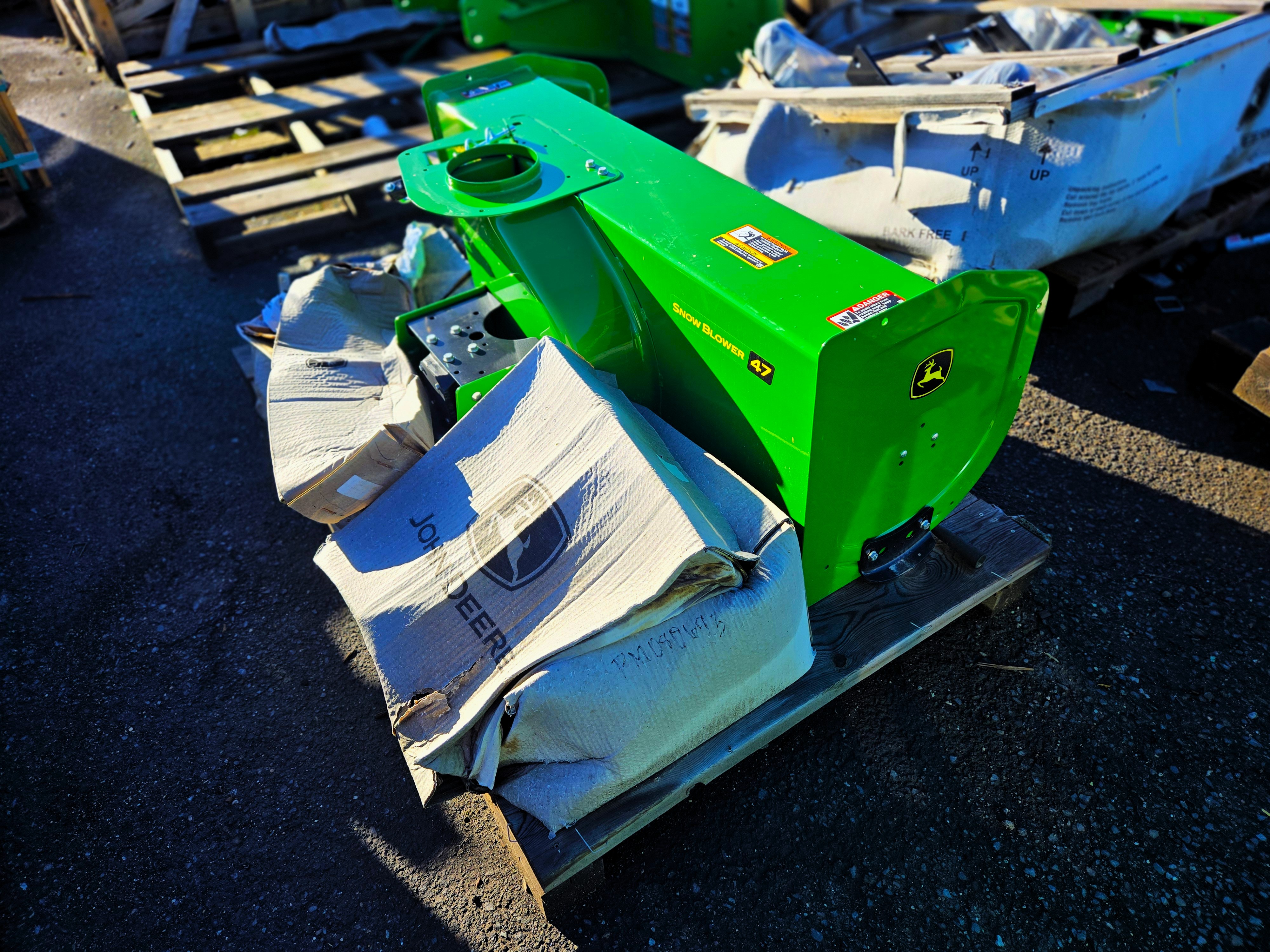 2023 John Deere 47SB