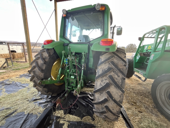2011 John Deere 6430