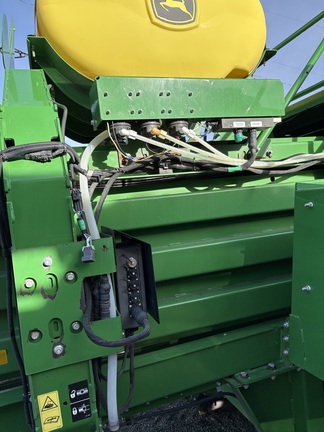 2021 John Deere L341