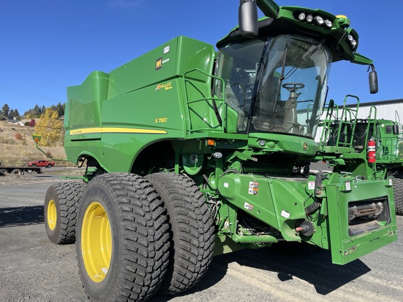 2024 John Deere S780
