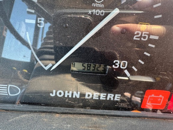 2004 John Deere 5520N