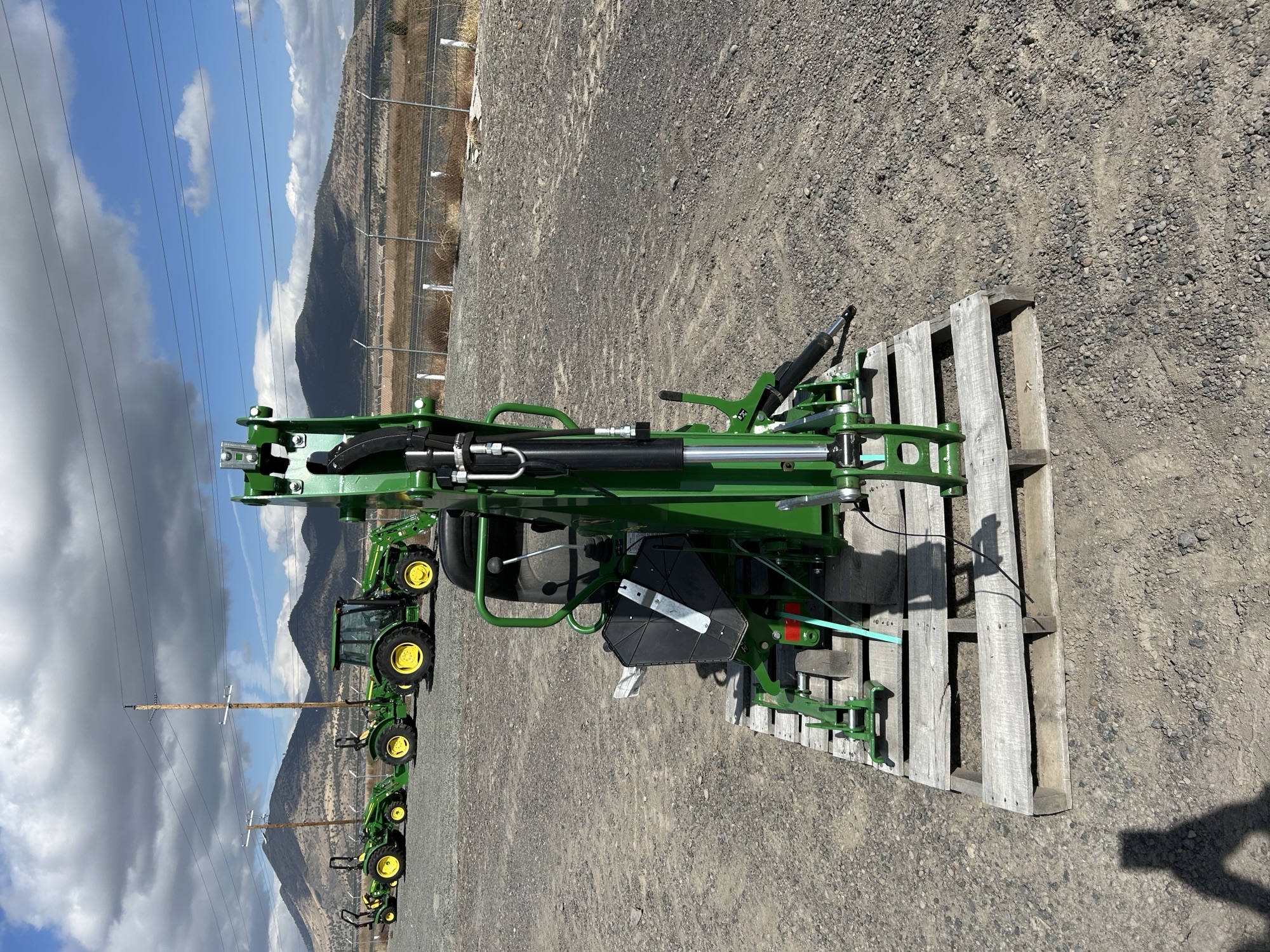 2023 John Deere 370B