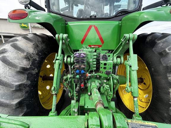 2018 John Deere 7230R