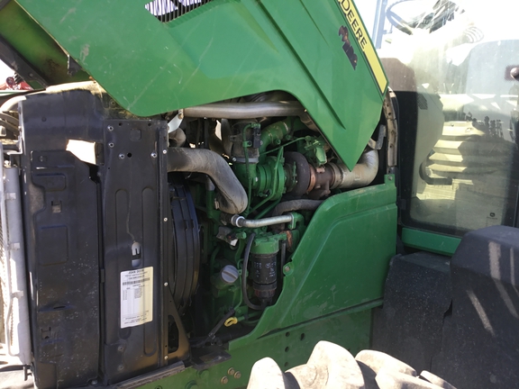 2016 John Deere 6130M