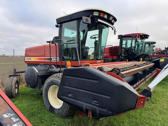 1999 Hesston 8450