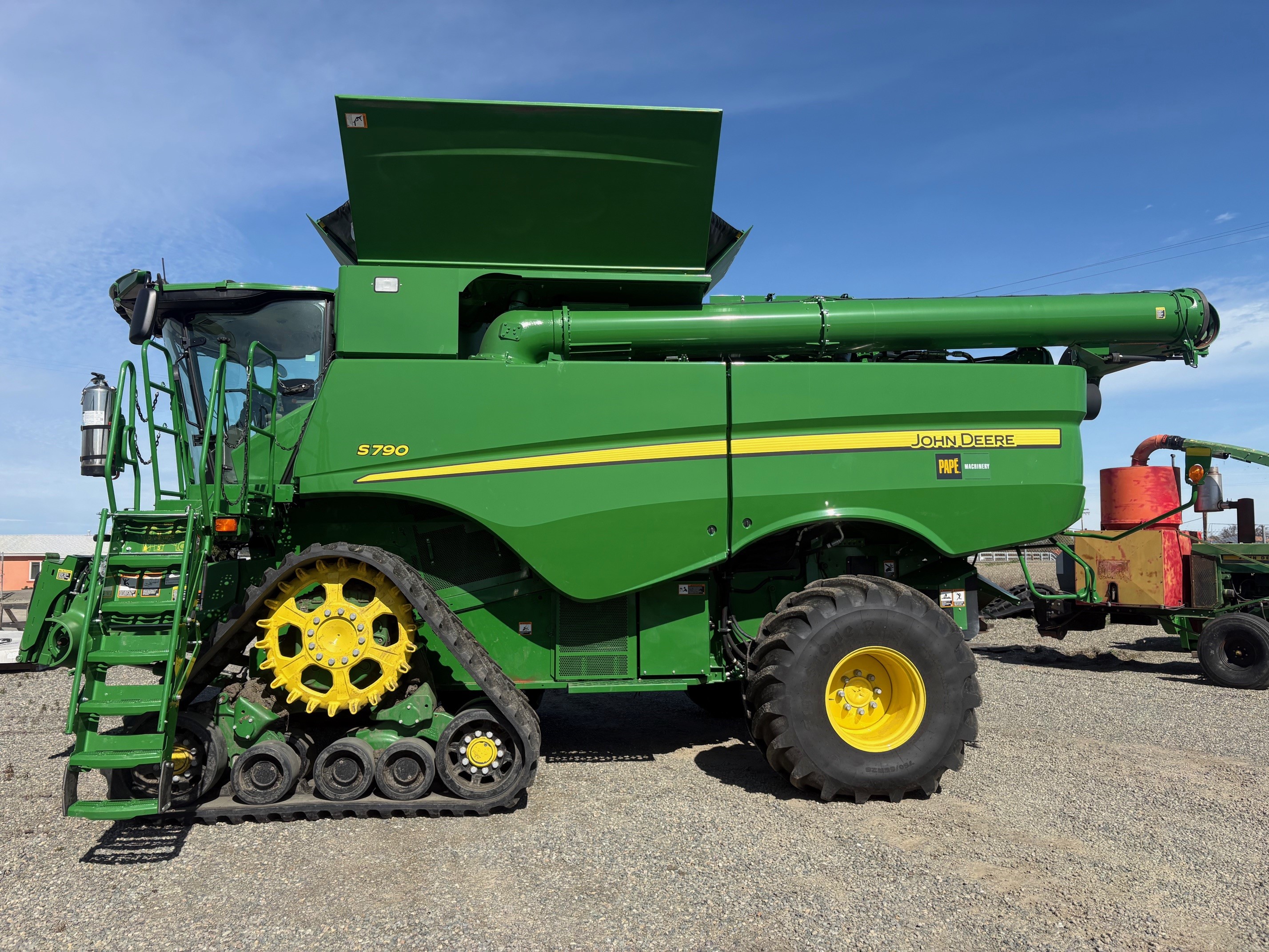 2024 John Deere S790