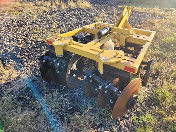 2024 Schmeiser TSN12N