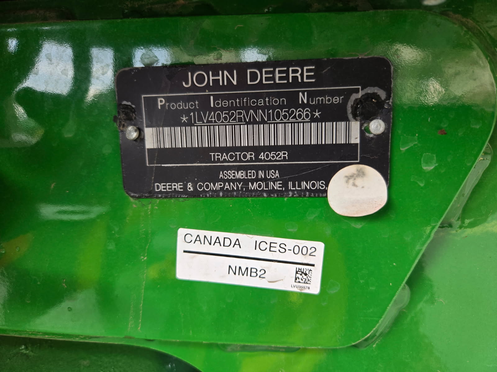 2022 John Deere 4052R