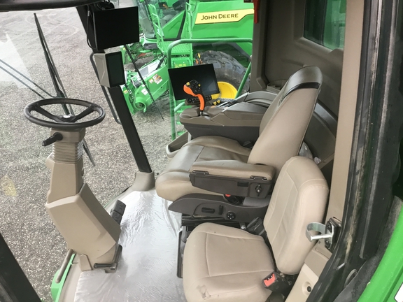 2025 John Deere S7800