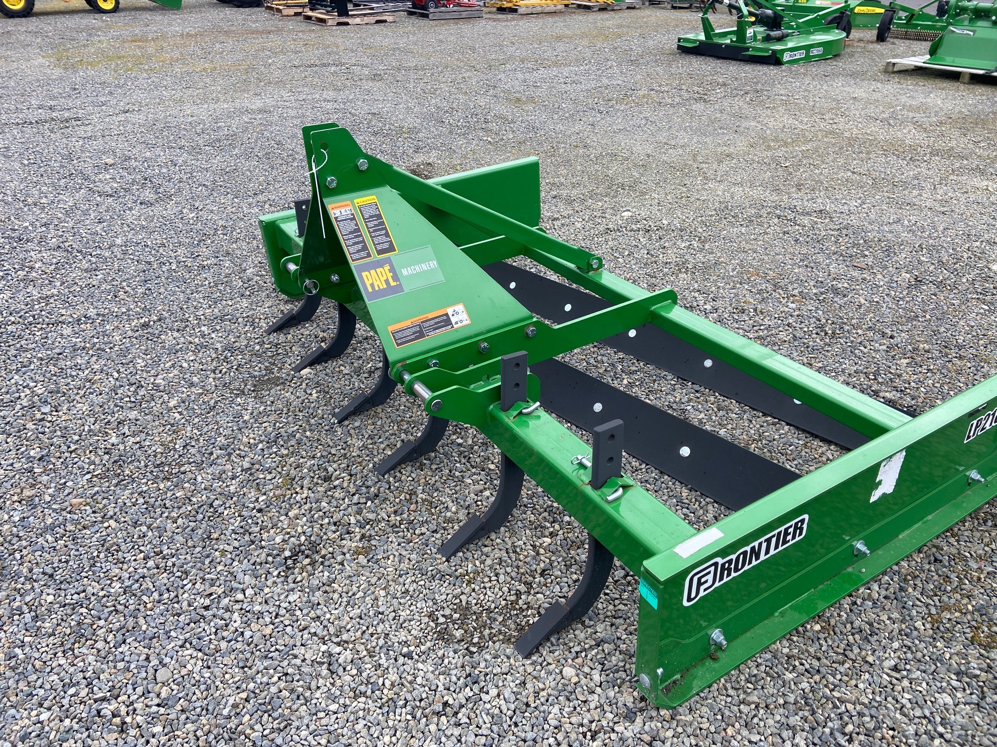 2024 Frontier LP2184