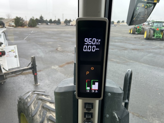 2023 John Deere 8R310