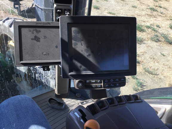 2017 John Deere 8295R