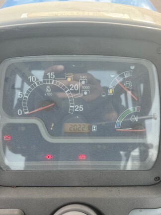 2010 New Holland TD5050