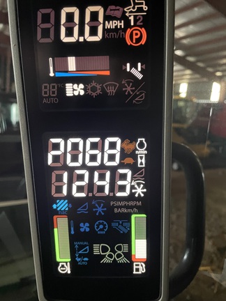 2010 John Deere R450