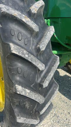2015 John Deere 7230R