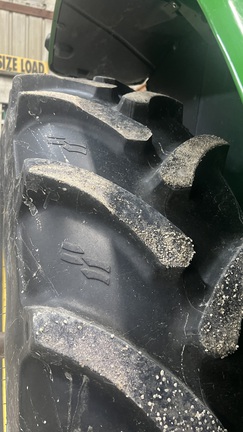 2017 John Deere 6120M