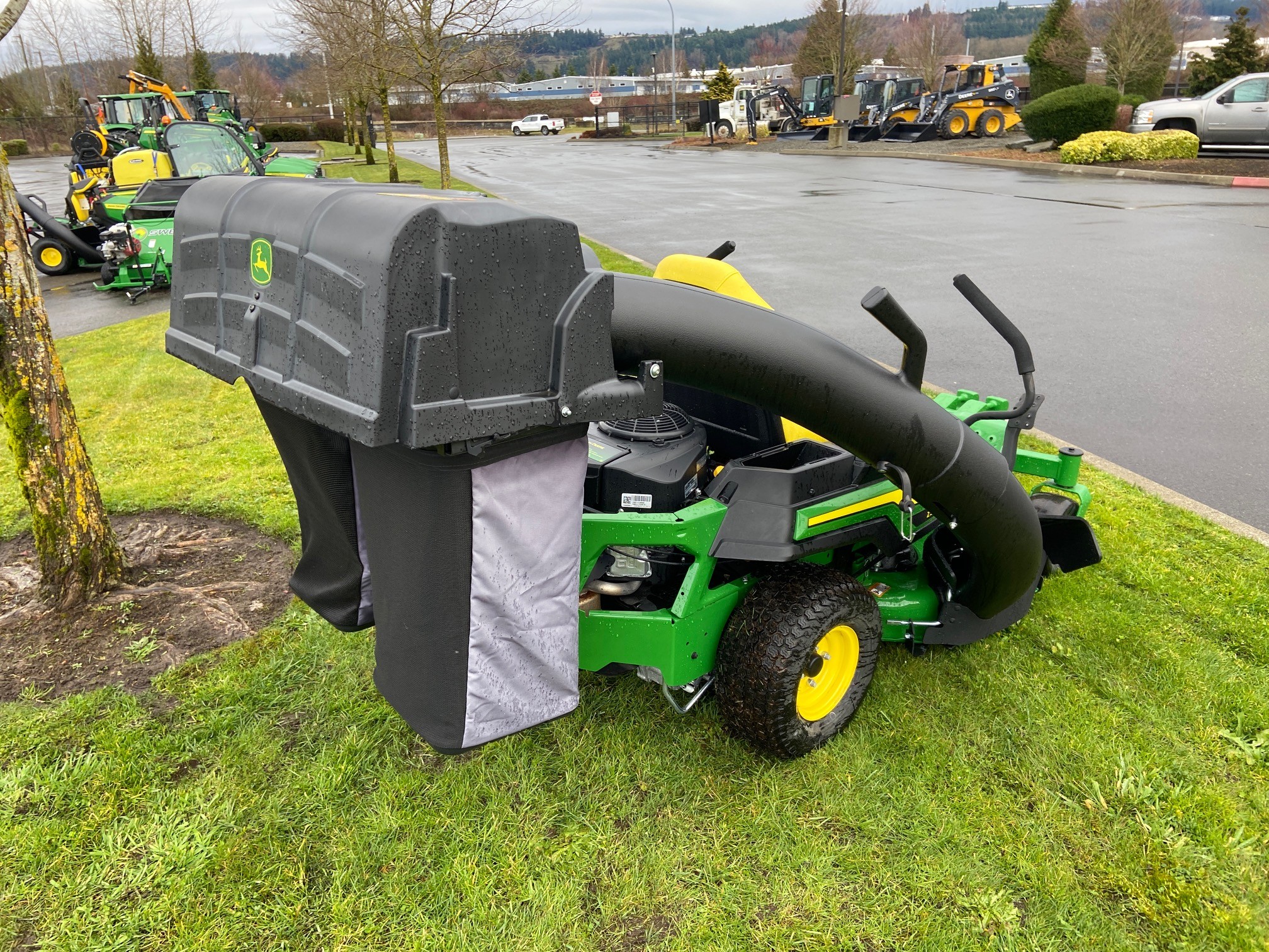 2024 John Deere Z320M