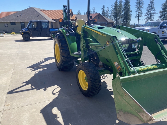 John Deere 4052R