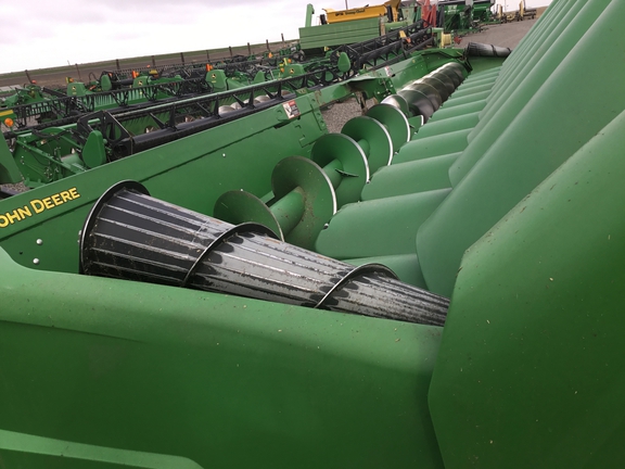 2025 John Deere CR12