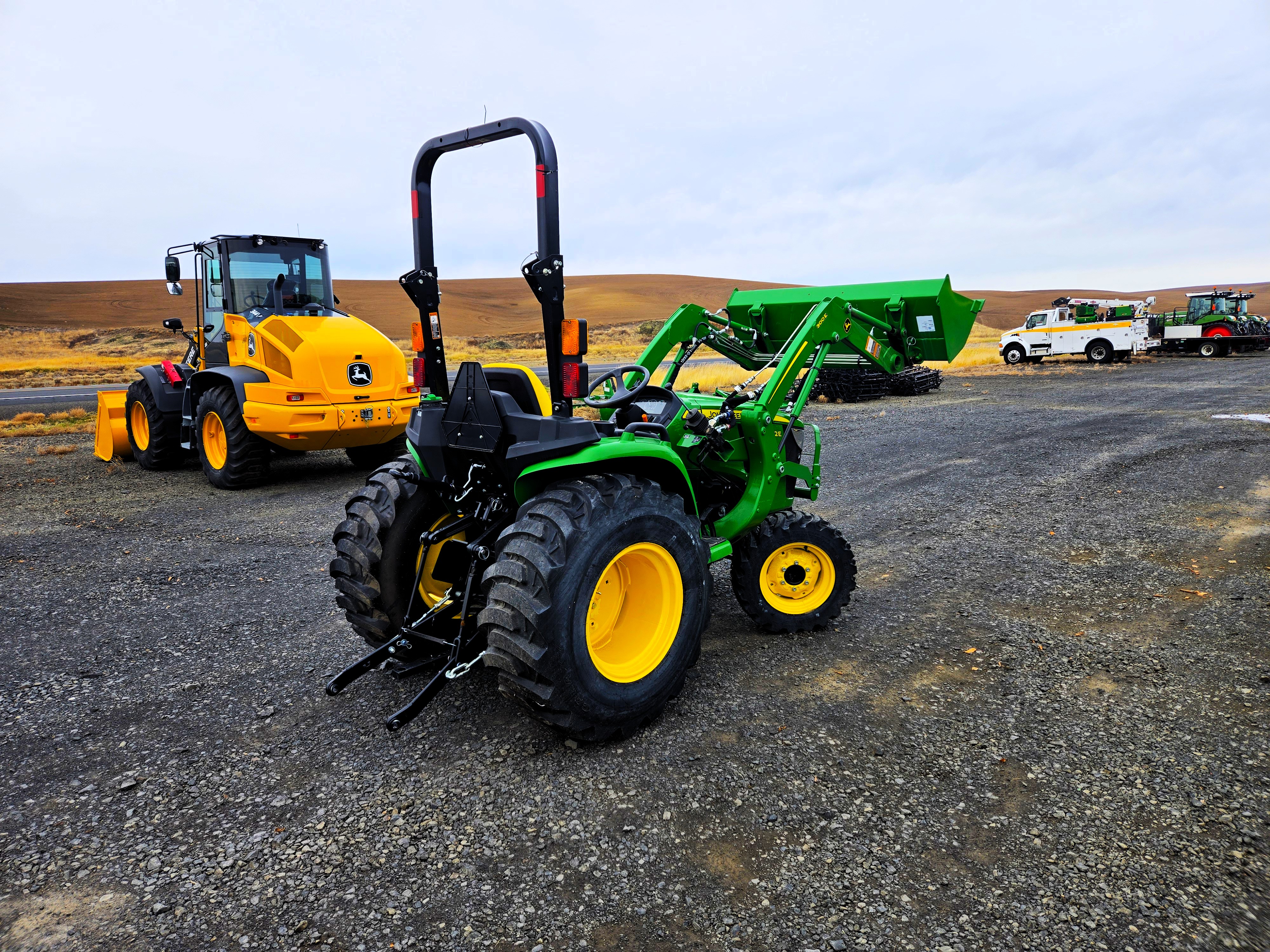 2024 John Deere 3032E