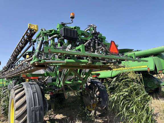 2021 John Deere R4044