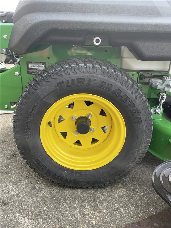 2023 John Deere Z735M