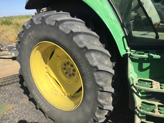 2018 John Deere 6120M