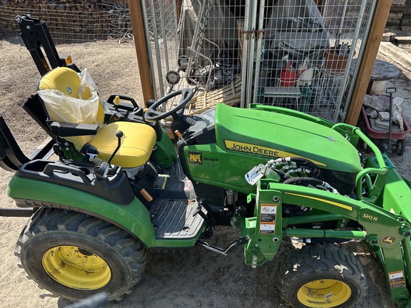2023 John Deere 2025R