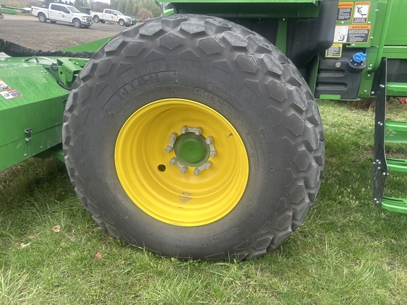 2025 John Deere W260R