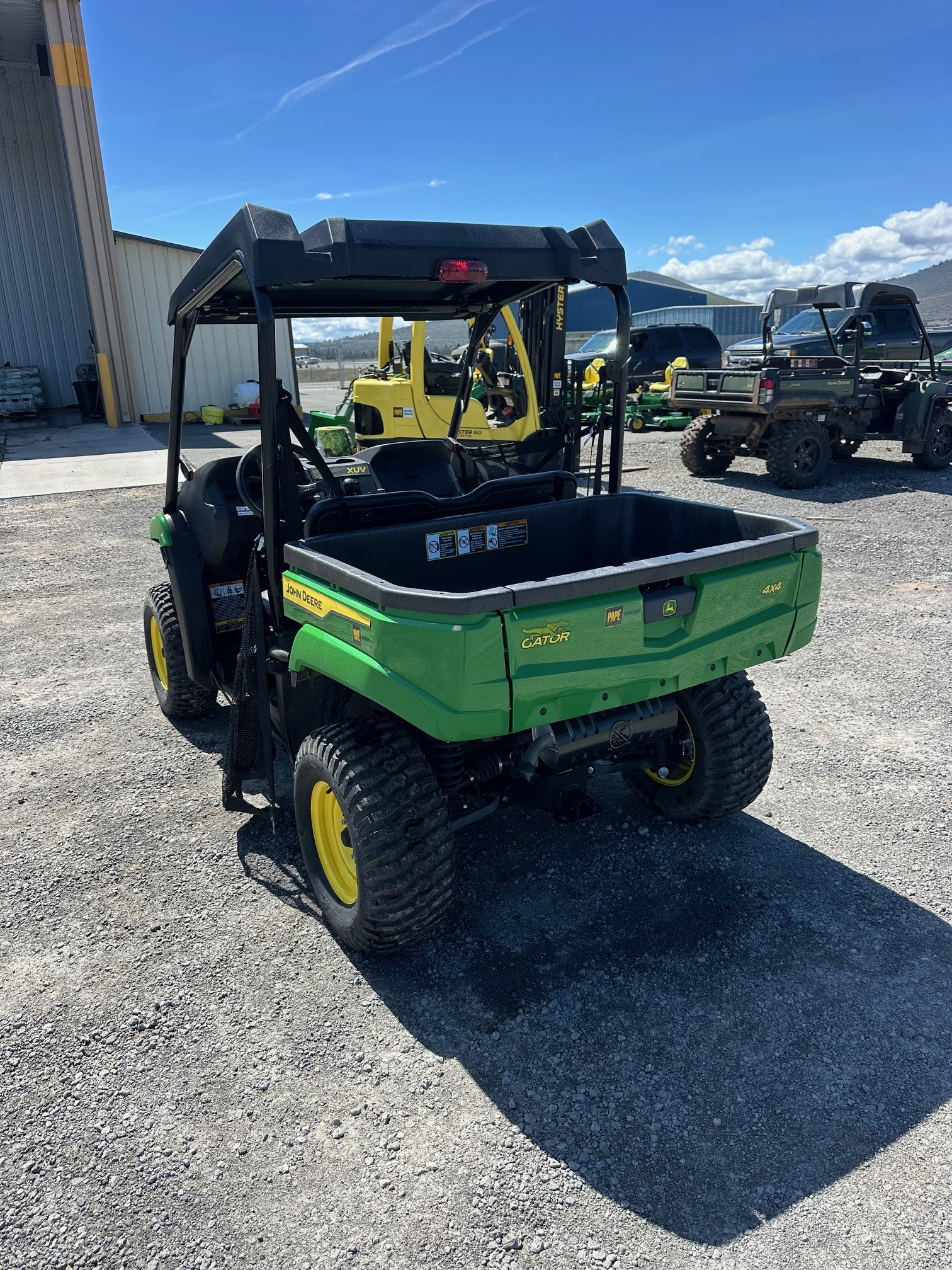 2023 John Deere 590E