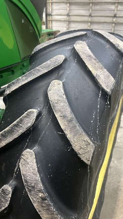 2017 John Deere 6120M