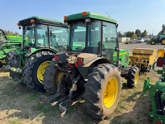 2004 John Deere 5520N