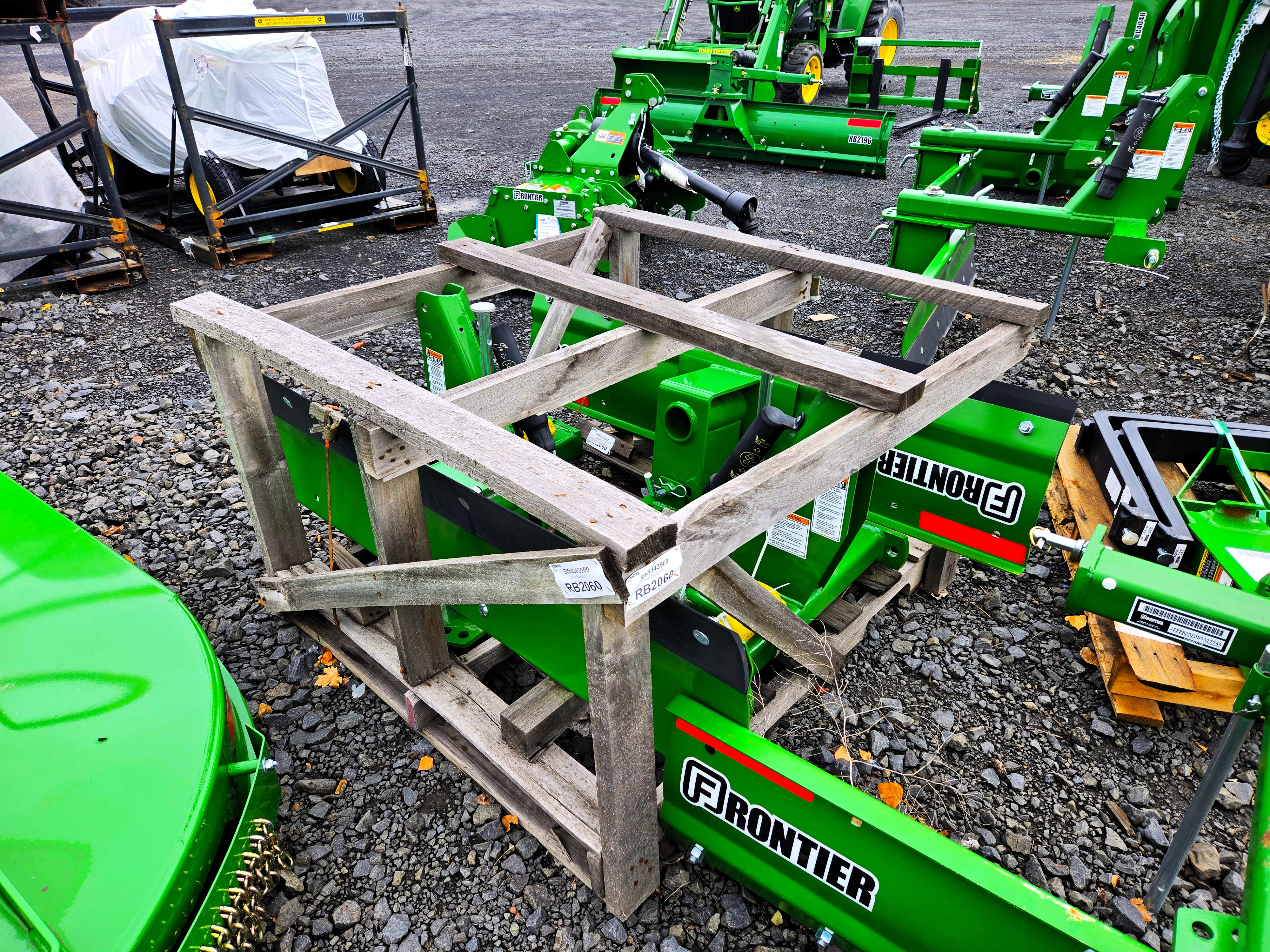 2022 Frontier RB2060