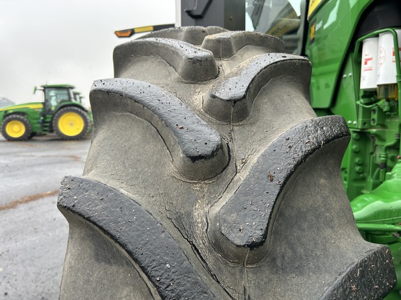2023 John Deere 8R250