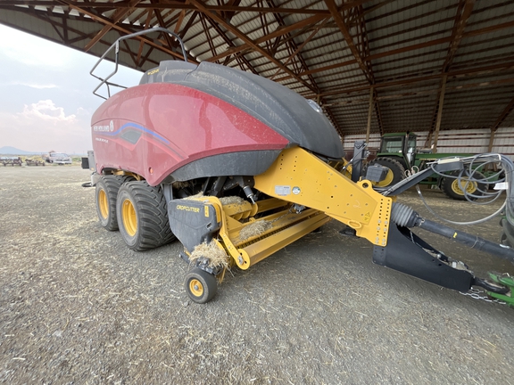 2023 New Holland 340+