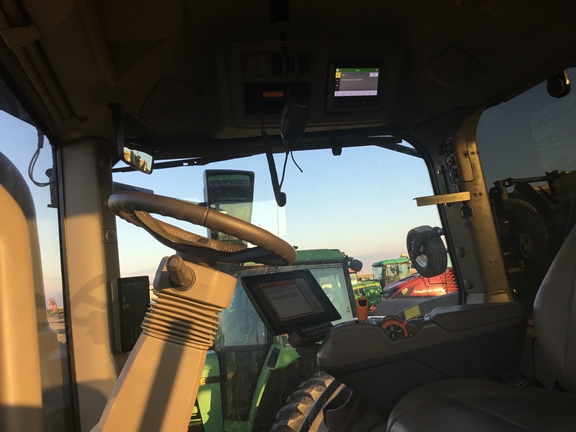 2025 John Deere 8R340