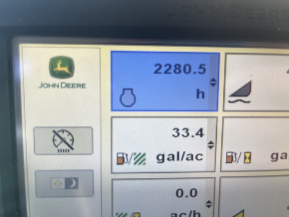 2016 John Deere W235